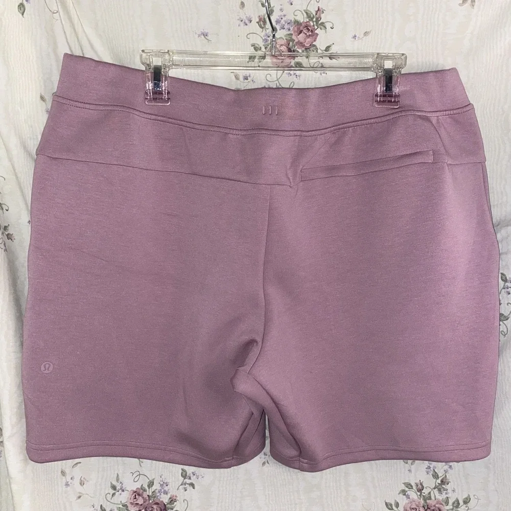 Mens Lululemon Smooth Spacer Short 7